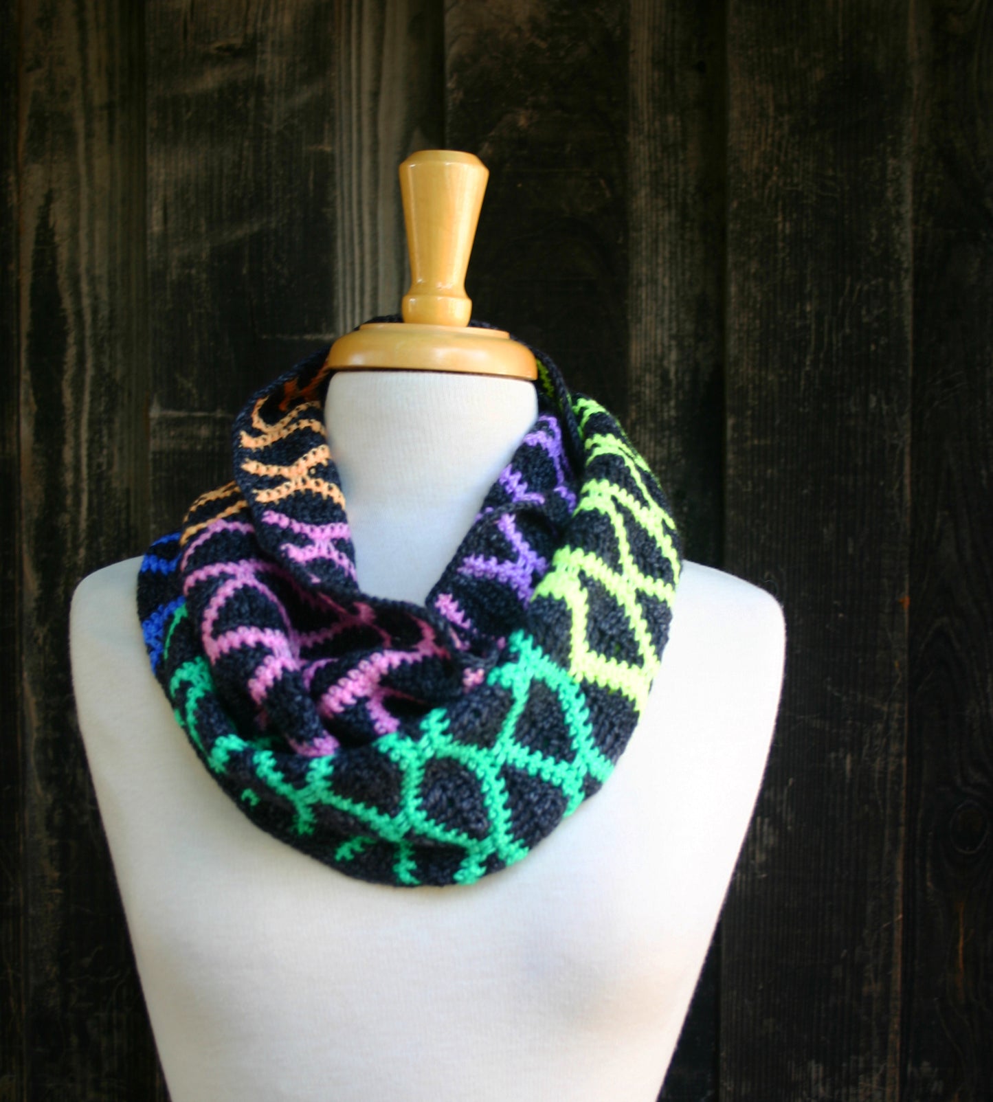 Crochet a Cyclic Cowl | October 29 + November 5, 2023