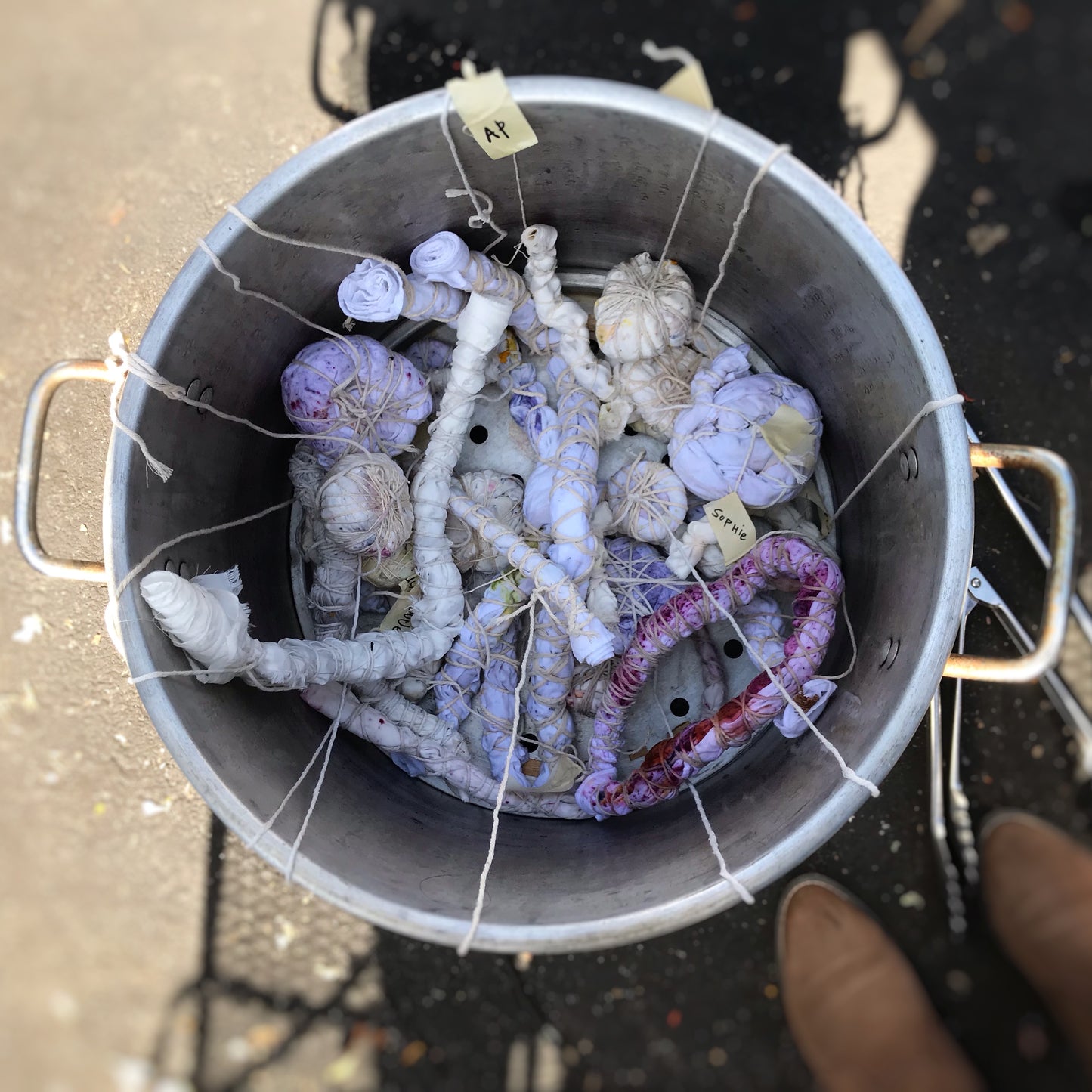 Bundle Dyeing with Flowers | October 18, 2026