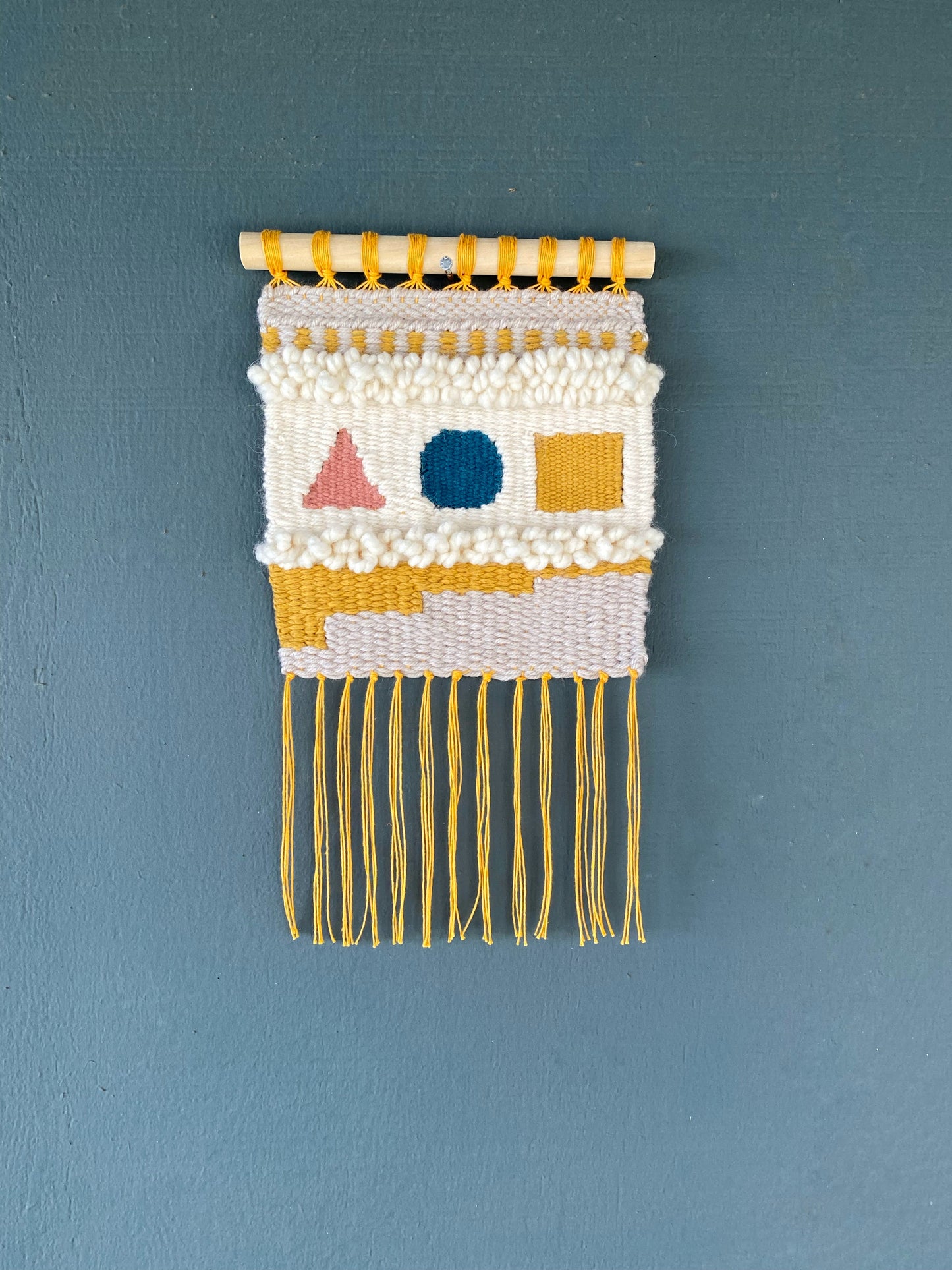 Weaving Shapes for Intermediate Tapestry Weavers | November 2, 2025